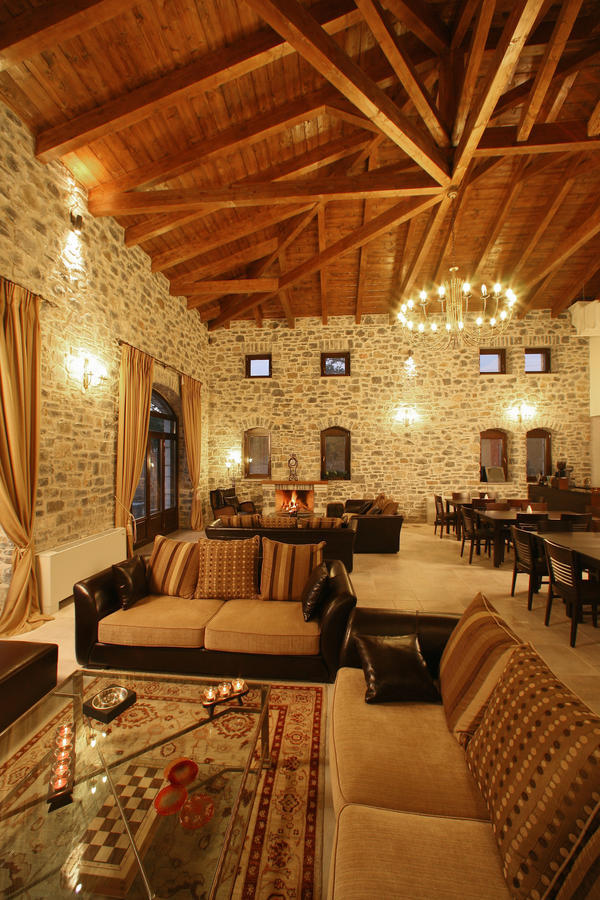 Arhontiko Parnona Hotel Karyes Esterno foto
