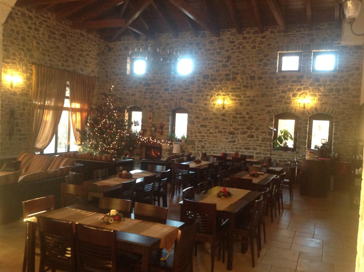 Arhontiko Parnona Hotel Karyes Esterno foto