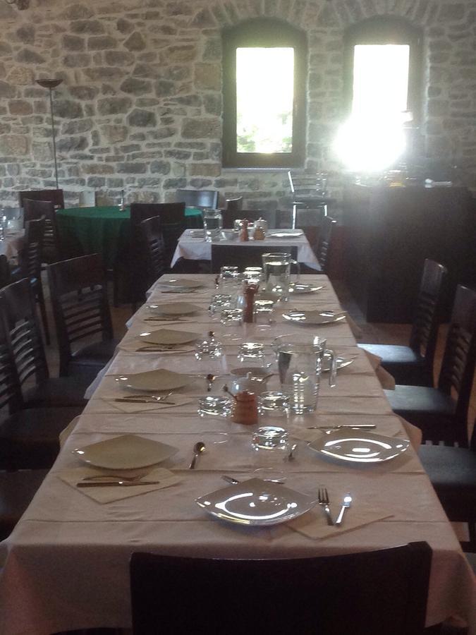 Arhontiko Parnona Hotel Karyes Esterno foto